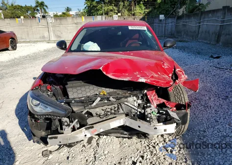 2021 Alfa Romeo Giulia Sport z USA, uszkodzony, nr VIN ZARFAMAN7M7639052